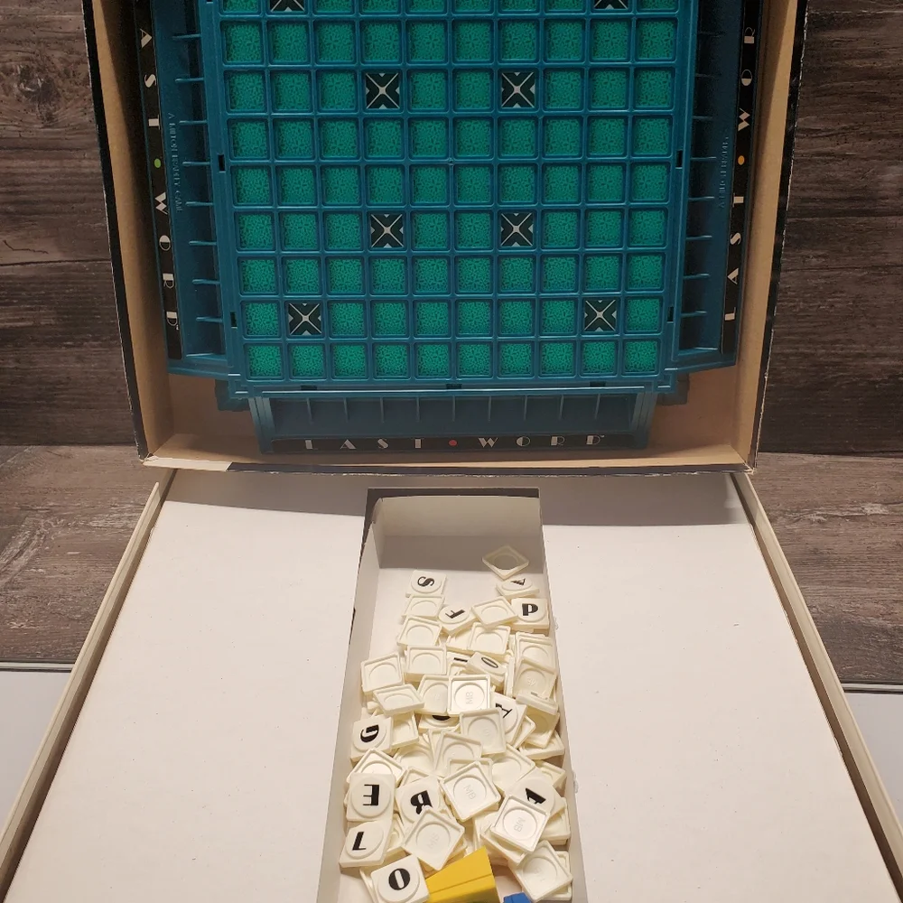 Vintage‎ Milton Bradley Last Word 1985 game From The Makers Of Upwords Complete!